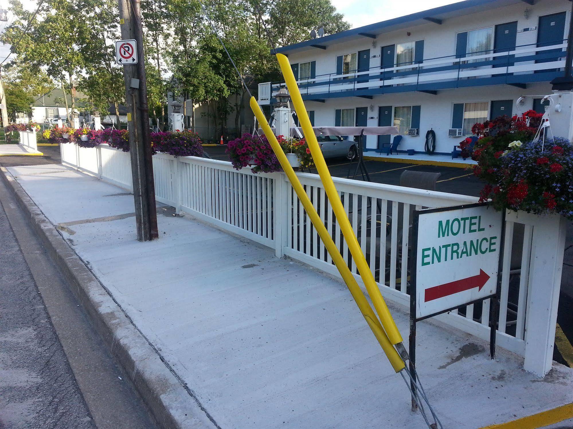 Niagara Parkway Court Motel Exteriér fotografie